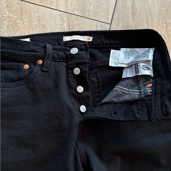 Levi’s Wedgie Straight Jeans - Picture 5 of 8